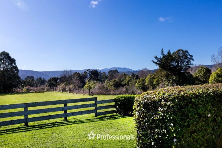 Photo of property in 112 Parkes Line Road, Maymorn, Upper Hutt, 5018