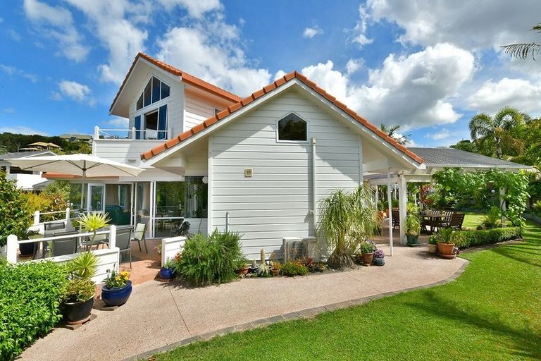 Photo of property in 22 Whale Cove, Stanmore Bay, Whangaparaoa, 0932
