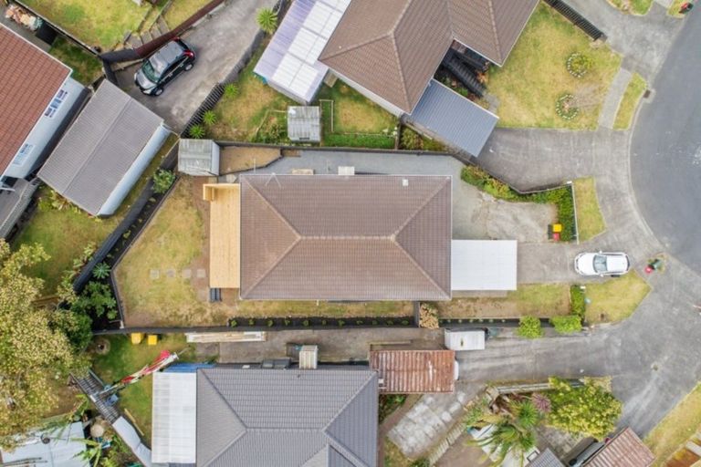 Photo of property in 2/25 Silver Creek Road, Weymouth, Auckland, 2103