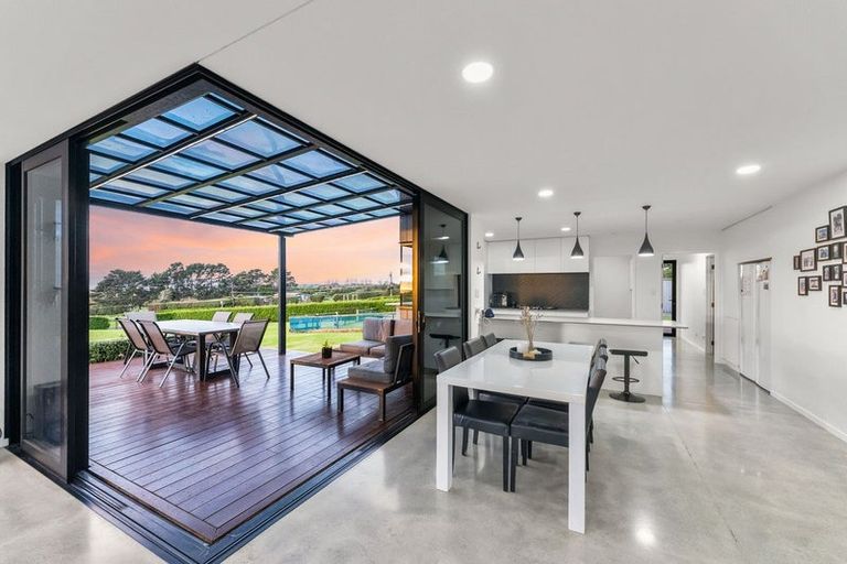 Photo of property in 1 Ekuarangi Place, Kaitake, New Plymouth, 4374