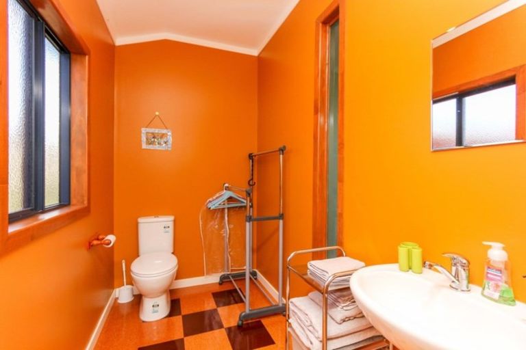 Photo of property in 20 Ngaio Street, Strandon, New Plymouth, 4312