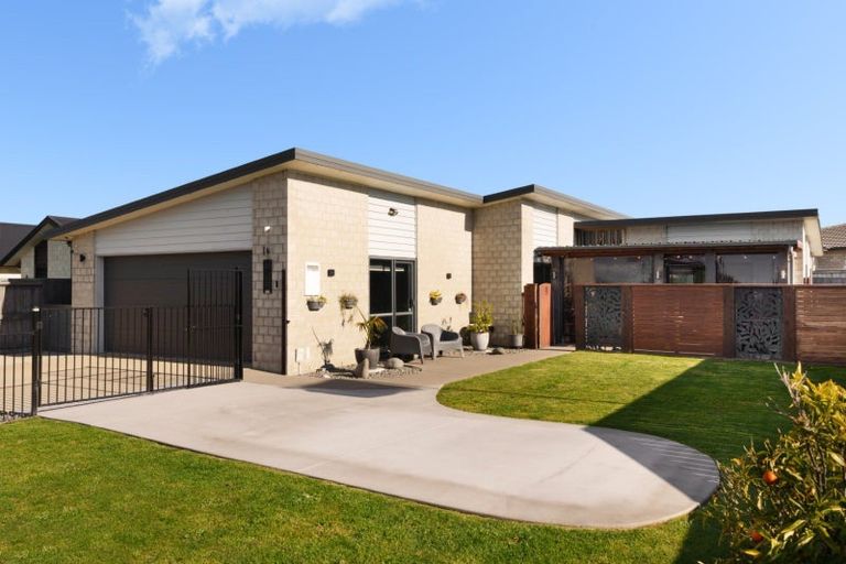 Photo of property in 20 Piata Street, Papamoa Beach, Papamoa, 3118