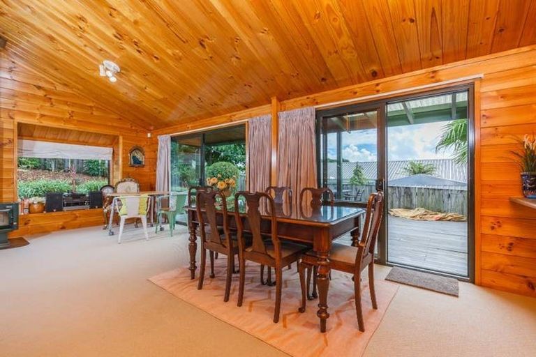 Photo of property in 79 Fernhill Way, Oteha, Auckland, 0632