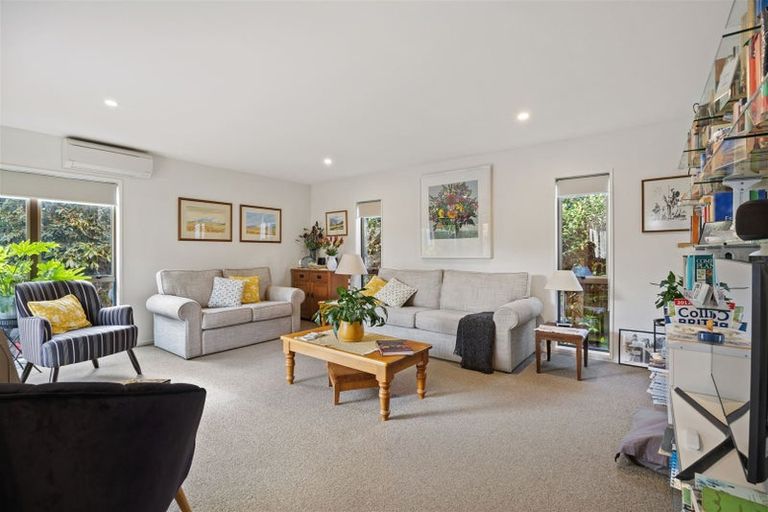 Photo of property in 1/114 Saint James Avenue, Papanui, Christchurch, 8053