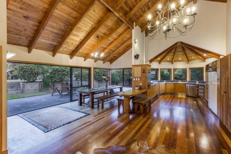 Photo of property in 310 Rapson Road, Kaukapakapa, 0871