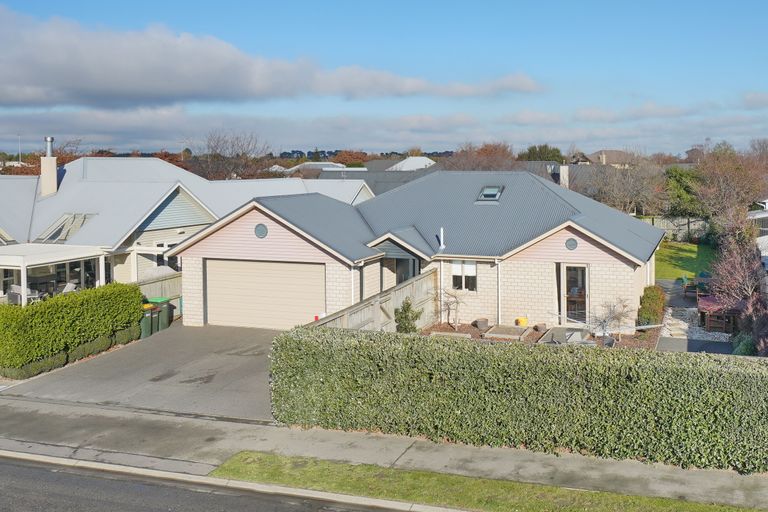 Photo of property in 28 Tosswill Road, Prebbleton, 7604