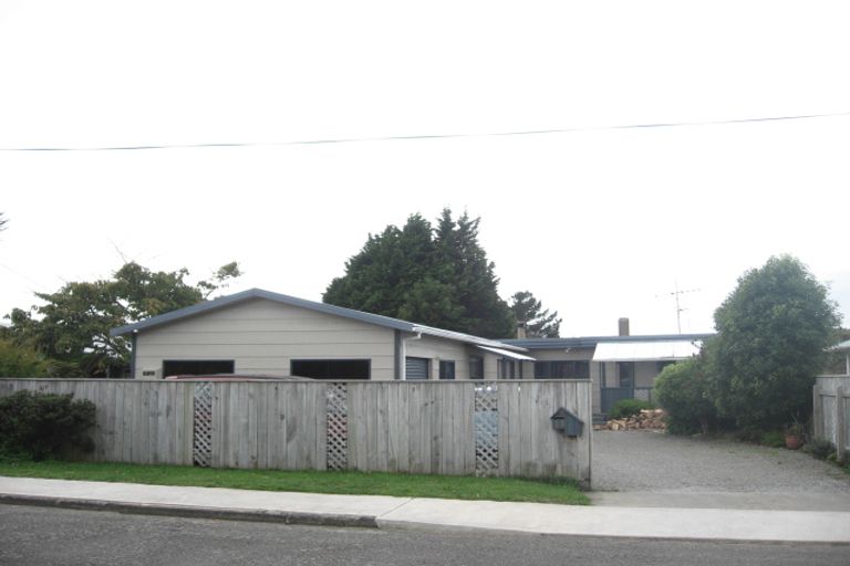 Photo of property in 23 Titoki Road, Raumati Beach, Paraparaumu, 5032