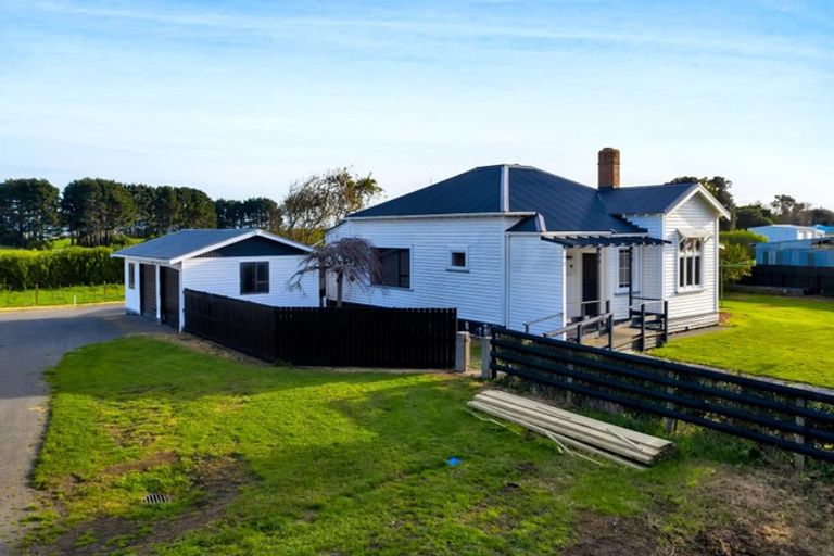 Photo of property in 134 Manawapou Road, Hawera, 4610