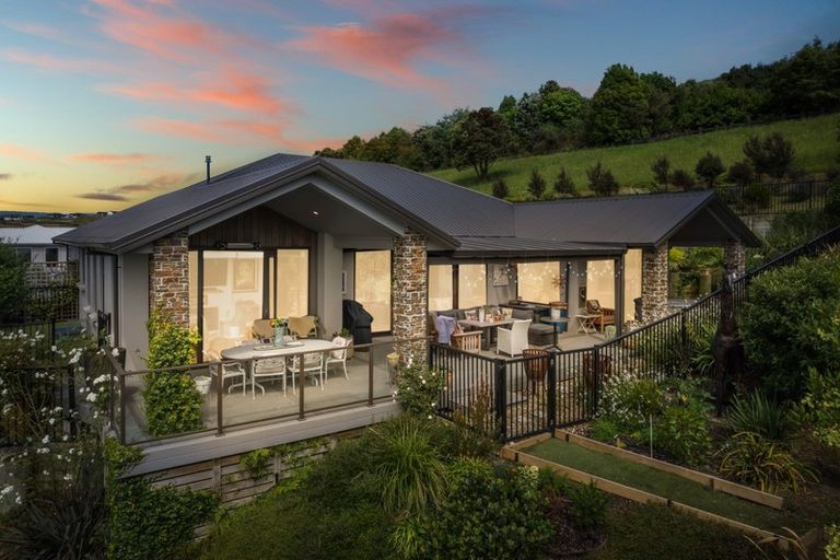 Photo of property in 49 Lakeside Terrace, Omokoroa, 3114