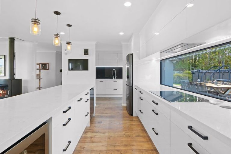 Photo of property in 20 Maddies Road, Kaukapakapa, 0873