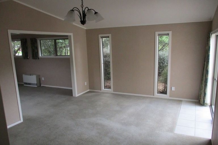 Photo of property in 8 Saturn Crescent, Milson, Palmerston North, 4414