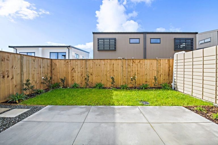 Photo of property in 29 Nga Pona Toru Road, Flat Bush, Auckland, 2019