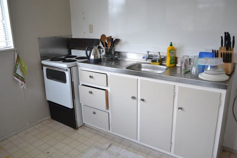 Photo of property in 4/54 Awamutu Grove, Waiwhetu, Lower Hutt, 5010