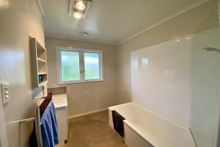 Photo of property in 46 Sherwood Road, Onerahi, Whangarei, 0110