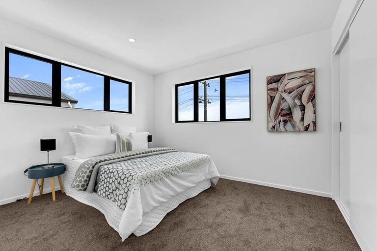 Photo of property in 1/6 Pah Road, Papatoetoe, Auckland, 2025