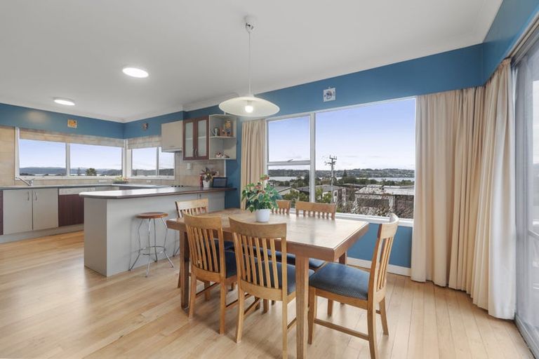 Photo of property in 61 Taylor Road, Mangere Bridge, Auckland, 2022