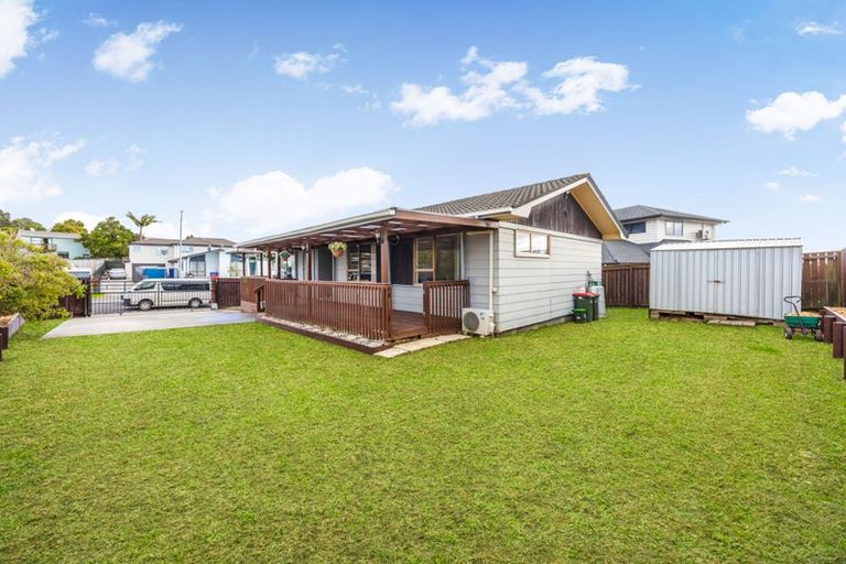 Photo of property in 14 Charntay Avenue, Clover Park, Auckland, 2019
