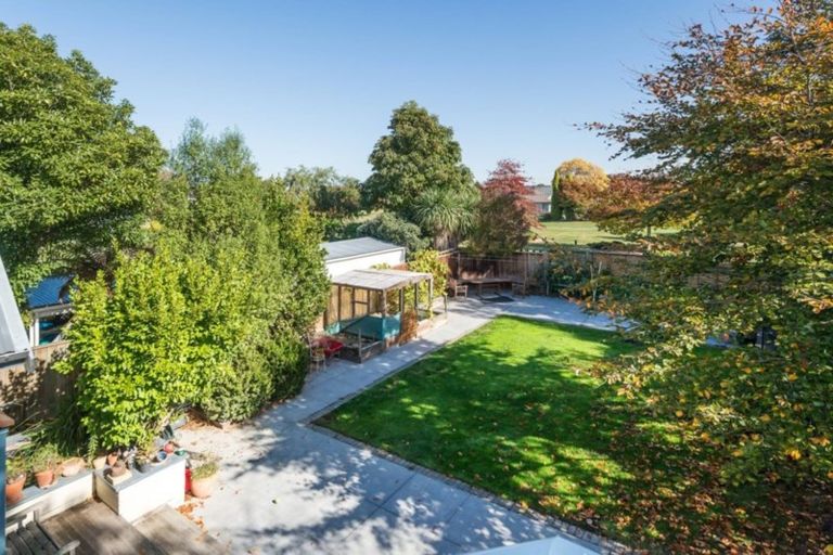 Photo of property in 43 Woodchester Avenue, Richmond, Christchurch, 8013