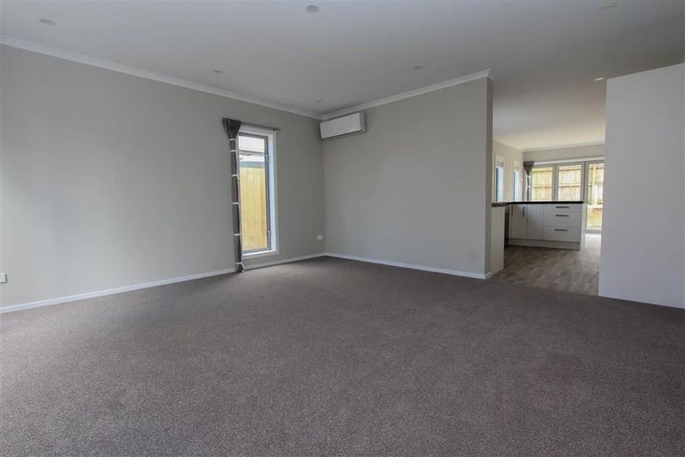 Photo of property in 27a Southsea Crescent, Silverdale, Hamilton, 3216