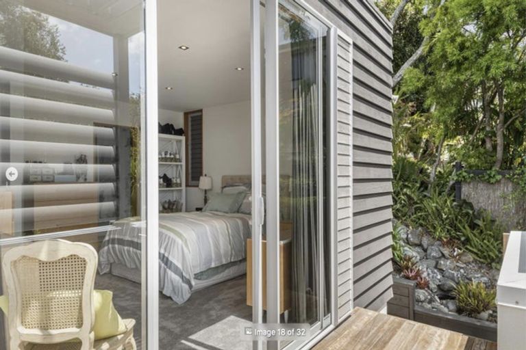 Photo of property in 2/55 Parr Terrace, Castor Bay, Auckland, 0620