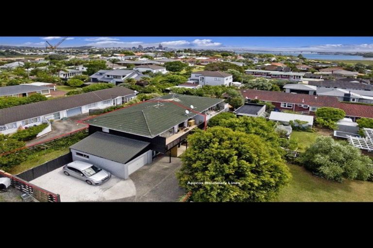 Photo of property in 3/57 Lake Road, Devonport, Auckland, 0624