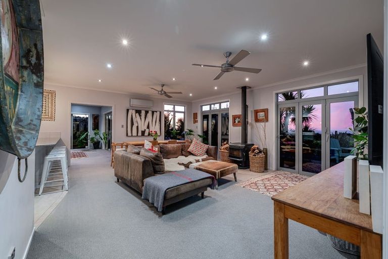 Photo of property in 191 Ngahere Park Road, Turitea, Palmerston North, 4472