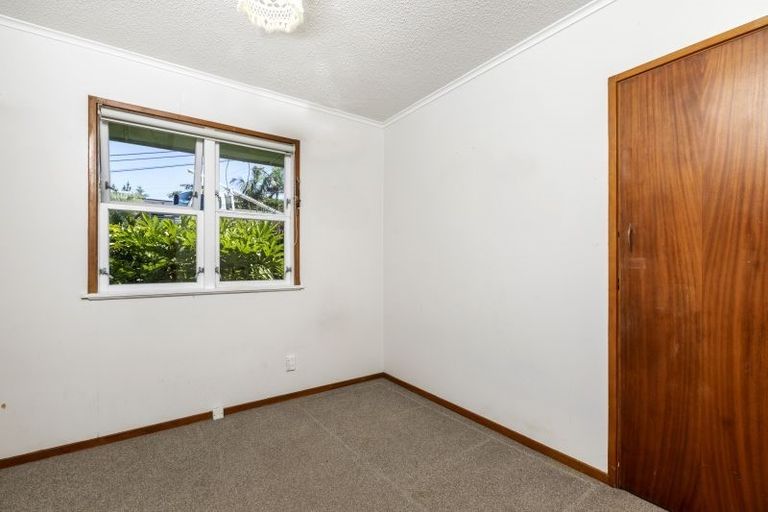 Photo of property in 98a Arran Road, Browns Bay, Auckland, 0630