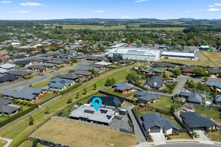 Photo of property in 14 Deans Place, Amberley, 7410