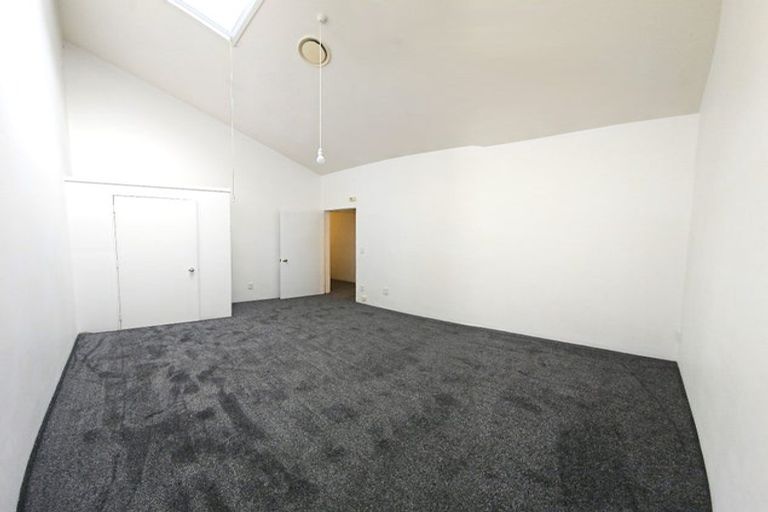 Photo of property in 4/5 Hopper Street, Mount Cook, Wellington, 6011
