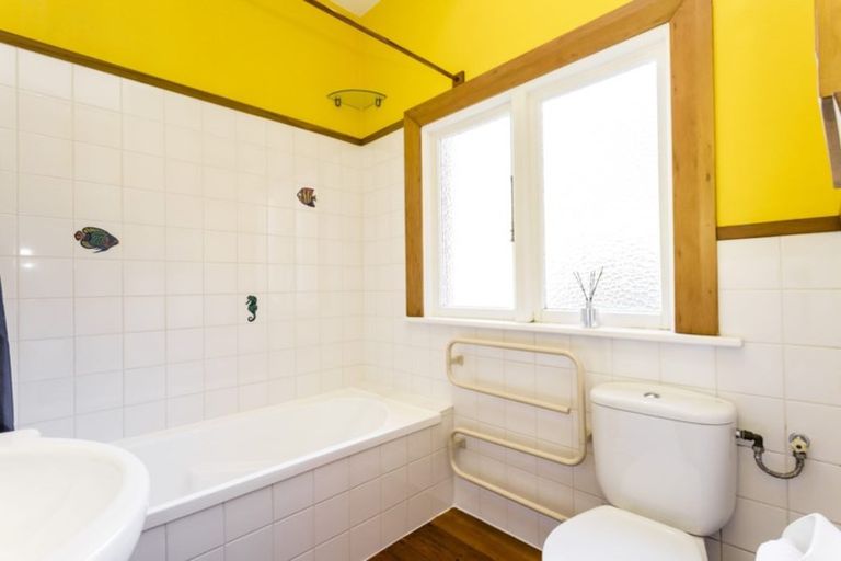 Photo of property in 17 Kiwi Street, Saint Leonards, Dunedin, 9022