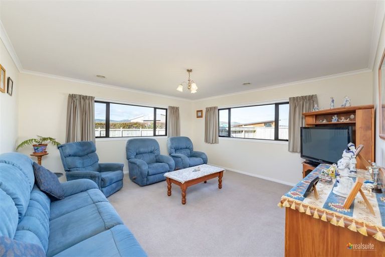 Photo of property in 40 Meadowbank Drive, Belmont, Lower Hutt, 5010