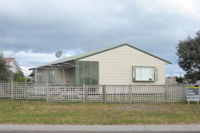 Photo of property in 221a Williamson Road, Whangamata, 3620