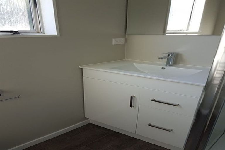 Photo of property in 31e Pharazyn Street, Melling, Lower Hutt, 5010