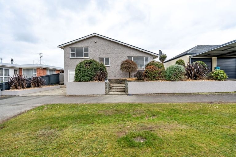 Photo of property in 98 Salford Street, Windsor, Invercargill, 9810