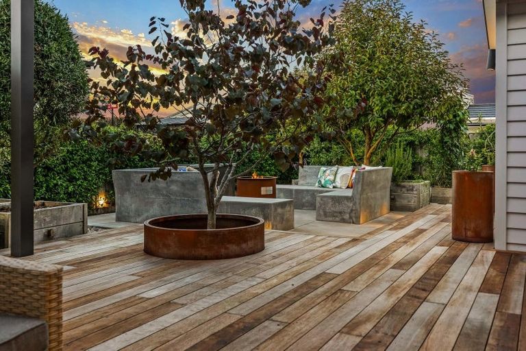 Photo of property in 45 Pohutukawa Parade, Riverhead, 0820