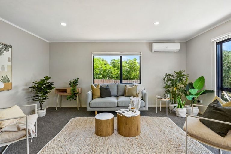 Photo of property in 19 Surfside Lane, Ruakaka, 0116