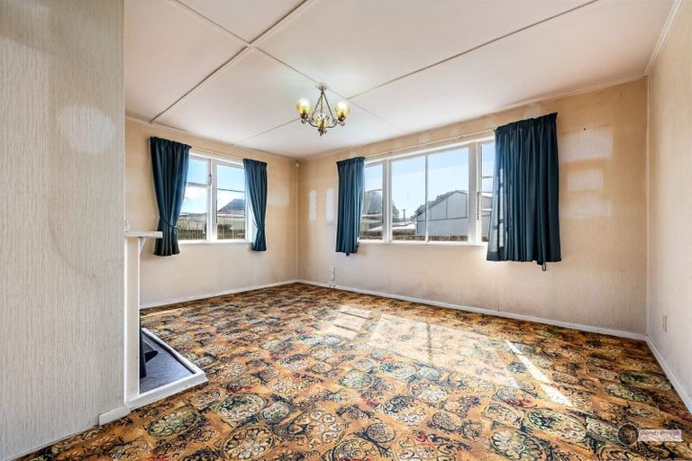Photo of property in 15 Galway Street, Waterloo, Lower Hutt, 5011