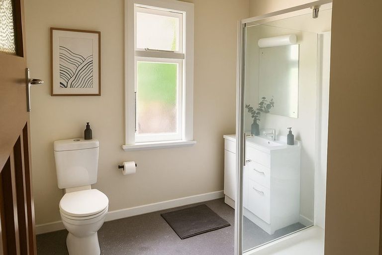 Photo of property in 70 Locking Street, Nelson South, Nelson, 7010