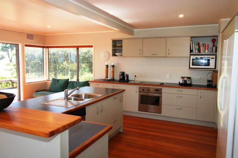 Photo of property in 800 Matarangi Drive, Matarangi, Whitianga, 3592