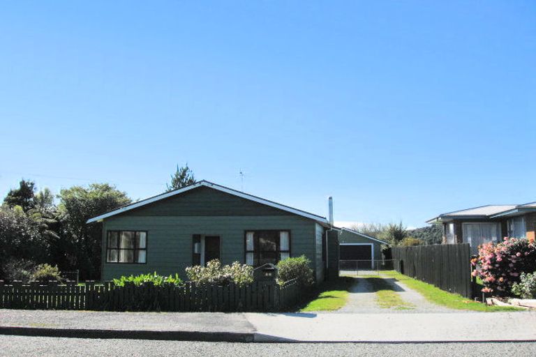 Photo of property in 68 Moorhouse Street, Ross, 7812