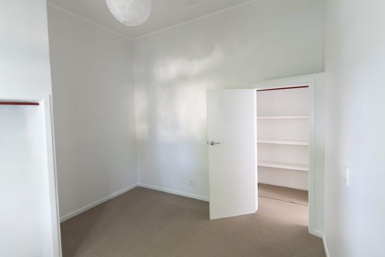 Photo of property in 1 Athens Street, Miramar, Wellington, 6022