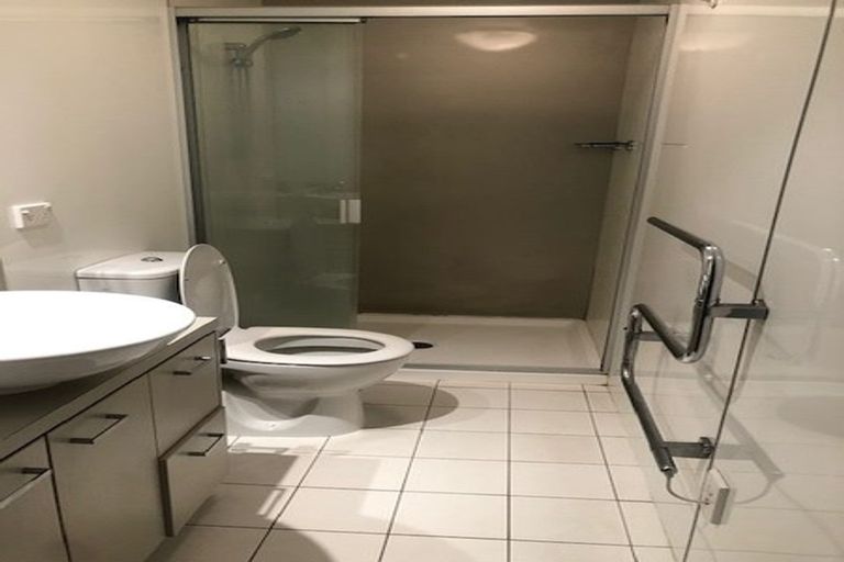 Photo of property in Victopia Apartments, 13j/135 Victoria Street West, Auckland Central, Auckland, 1010