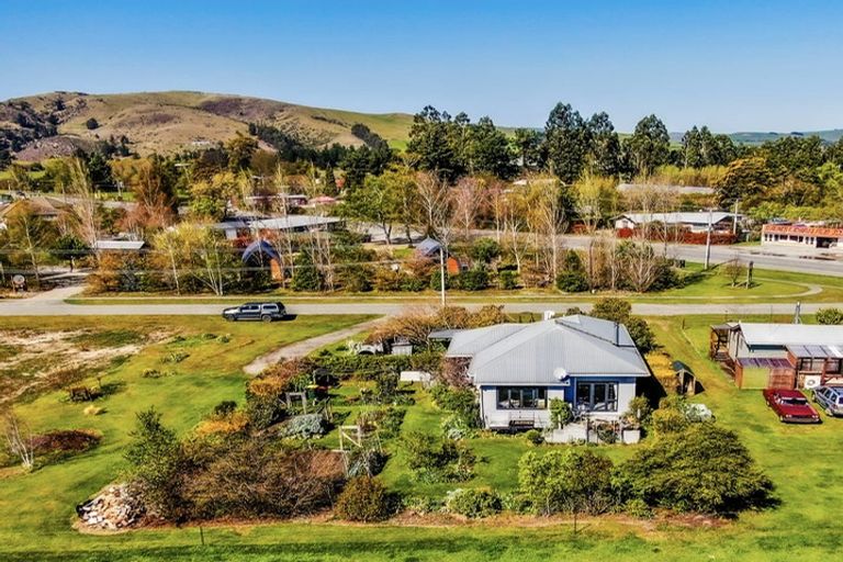 Photo of property in 7 Domain Road, Ettrick, Roxburgh, 9572