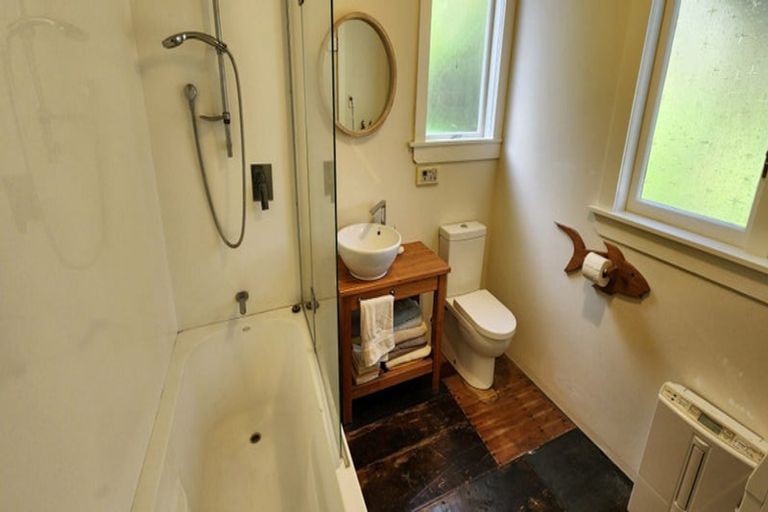 Photo of property in 66 Oxford Road, Okato, 4335