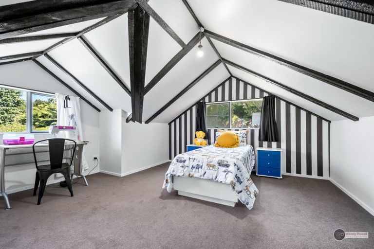 Photo of property in 28 Gurney Road, Kelson, Lower Hutt, 5010