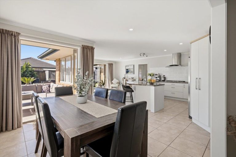 Photo of property in 619 Gloucester Road, Papamoa Beach, Papamoa, 3118