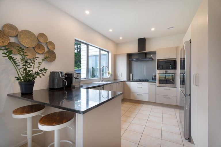 Photo of property in 39 Winsley Terrace, Churton Park, Wellington, 6037