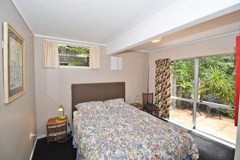 Photo of property in 21 Spray Crescent, Leigh, 0985