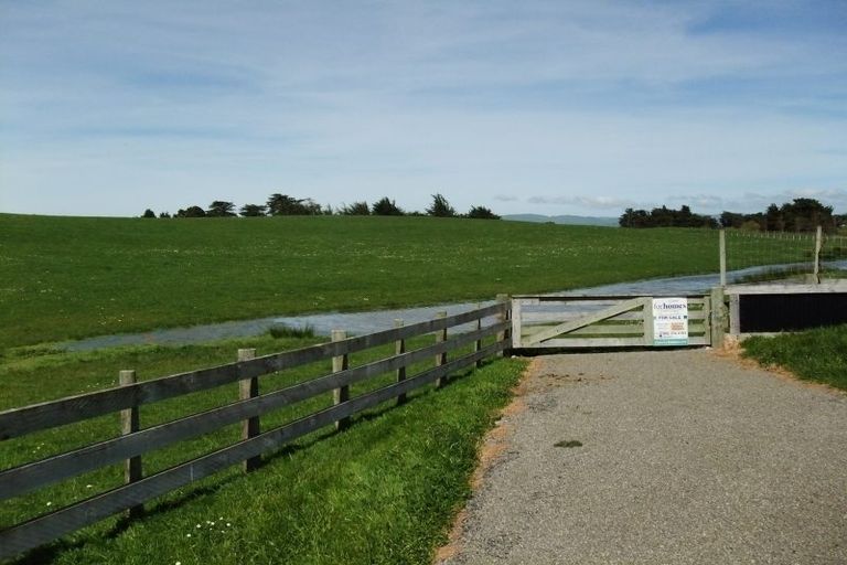 Photo of property in 143b Smith Road, Dannevirke, 4978