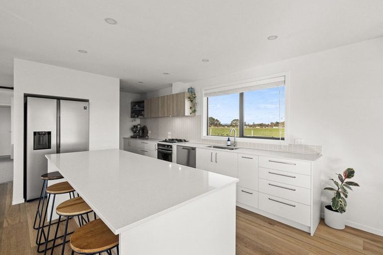 Photo of property in 39 George Street, Bulls, 4818